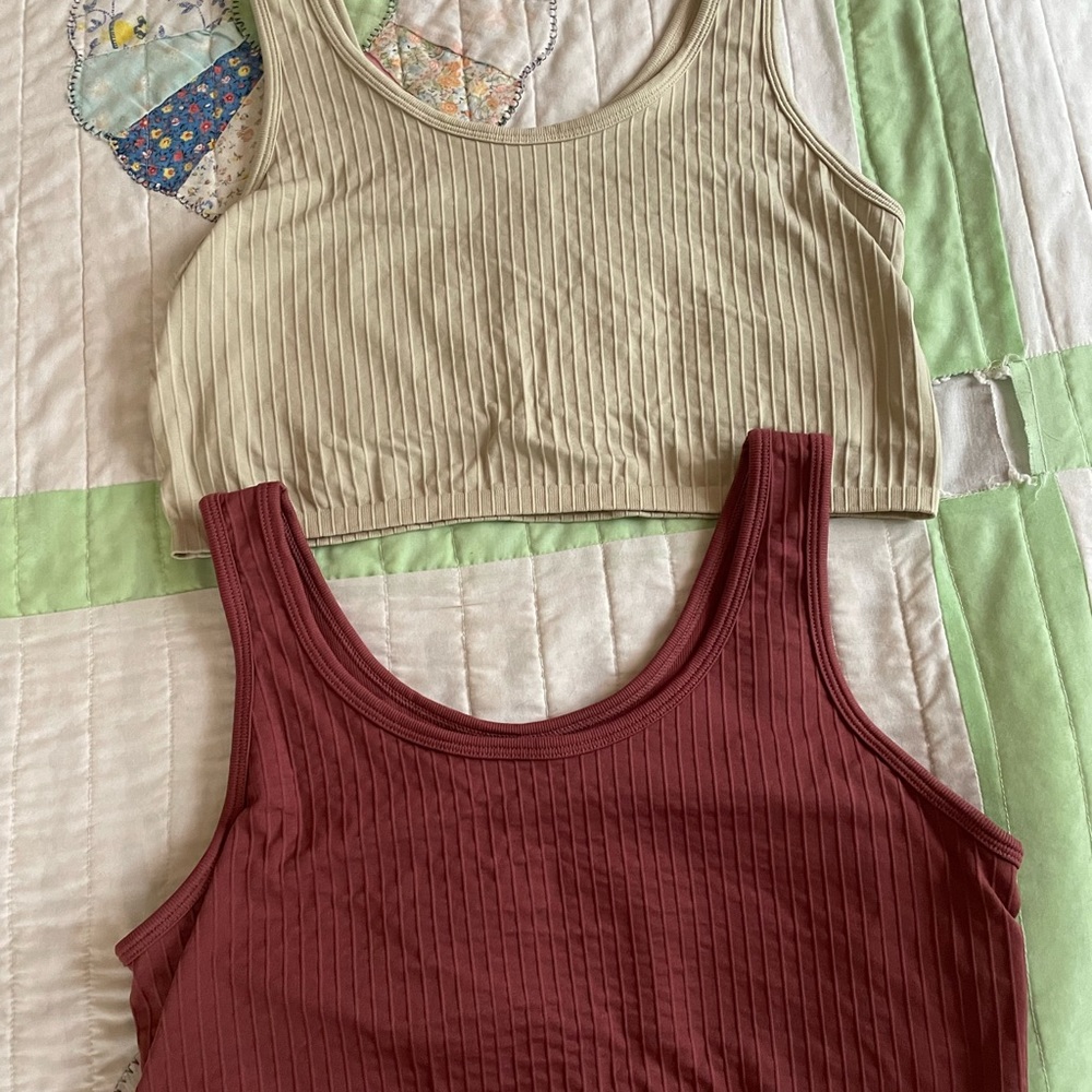 2 Aerie sports bras size XL SOLD (copied listing ??)